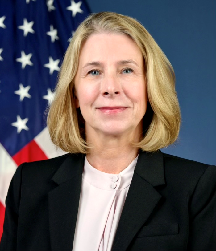 Official Photo of Sue Lawless